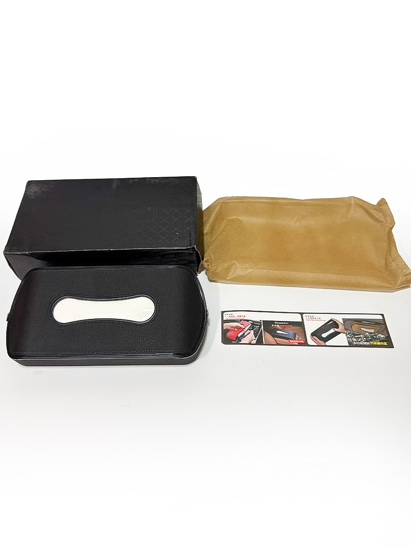 レジプロb レザーティッシュケース カード収納可 高品質PUレザー 2 in 1 車載用品 サイズ:幅24x12x3.8cm 新品未使用品拍卖