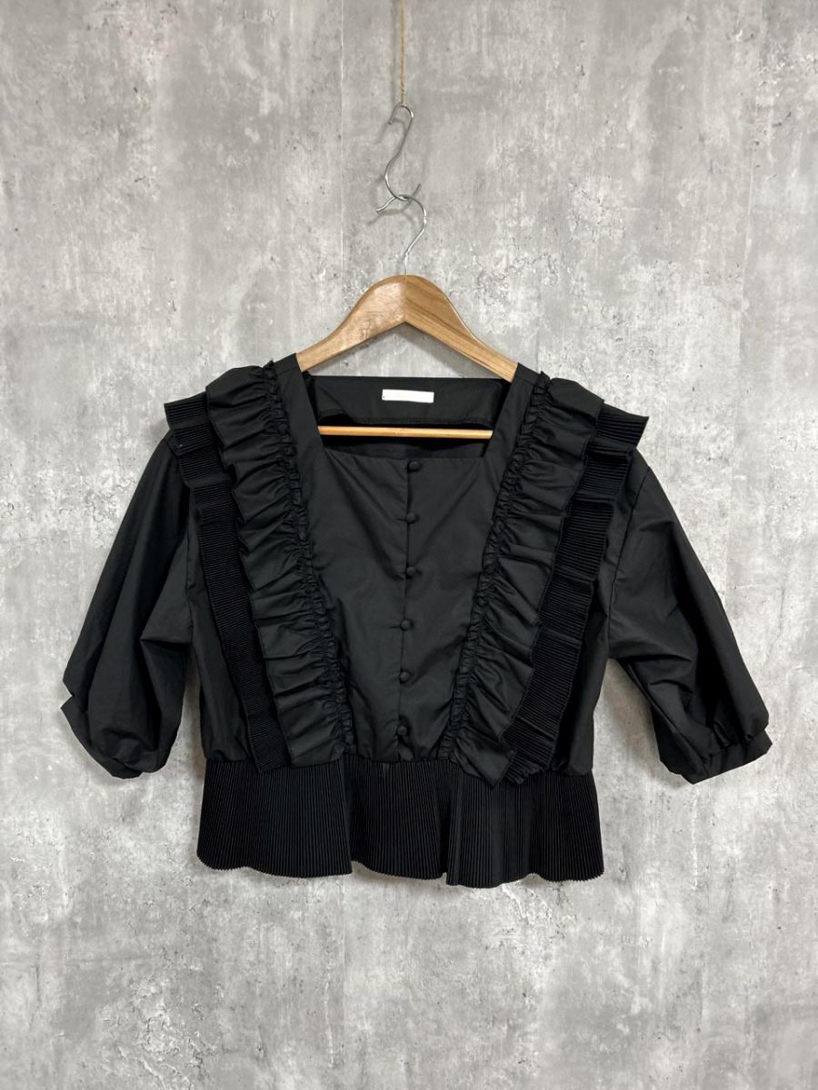 ネコポスOK merlot plus メルロープリュス スクエアネックフリル ブラウス カットソー 黒 ■◆ レディース拍卖