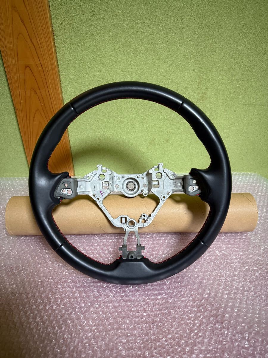 ★新車外し★美品★トヨタ 純正 ZN6 後期 86 ハチロク レザー ステアリング ハンドル GS120-07010 ZC6 BRZ レッドステッチ 赤ステッチ 拍卖