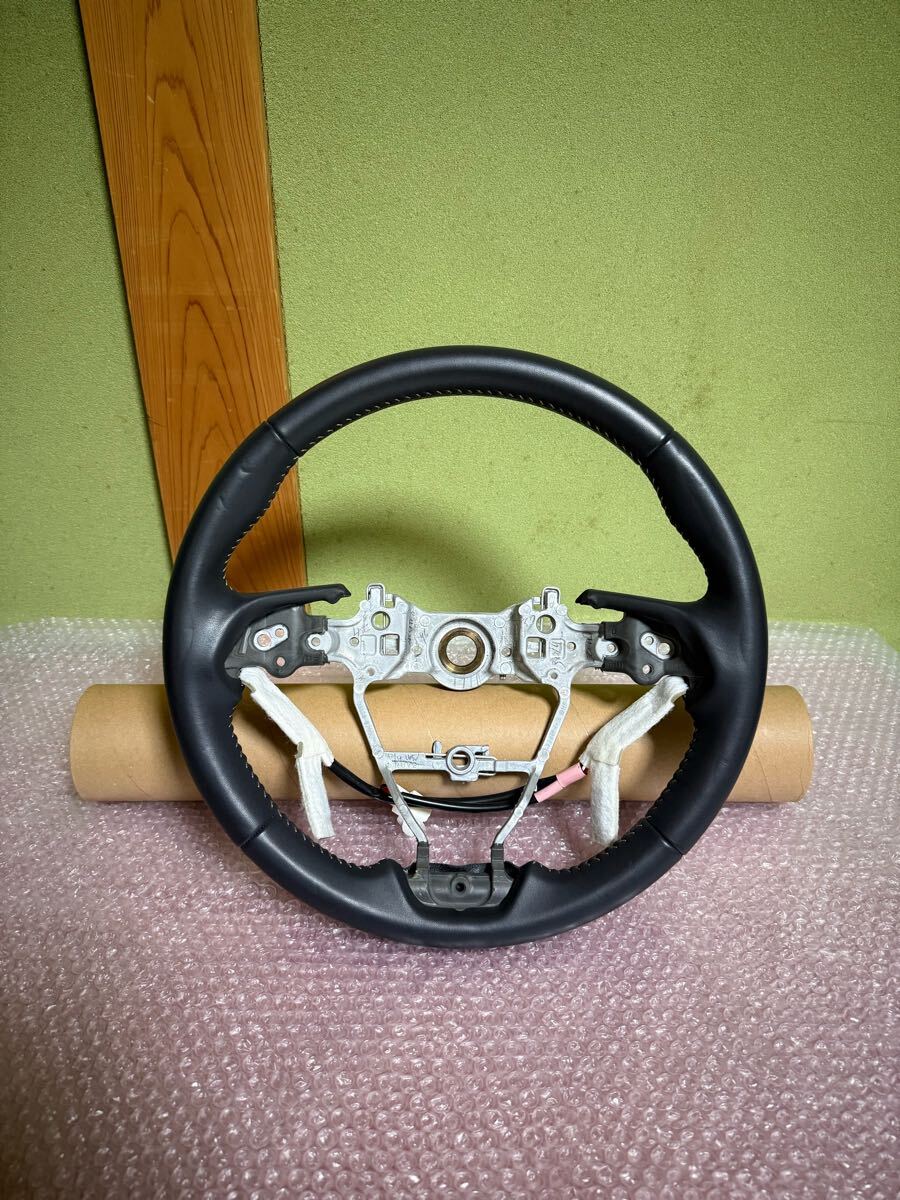 ★新車外し★トヨタ 純正 220 クラウン レザー ステアリング ハンドル ヒーター付き GS120-07880 カローラ カムリ 70 RAV4 50 など 汎用拍卖