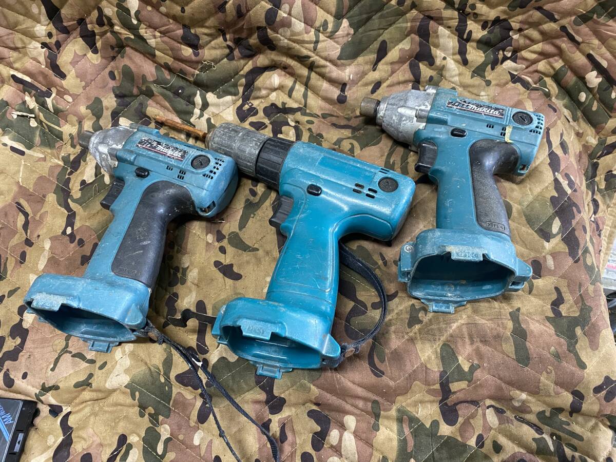 J7219 マキタ makita 充電式 インパクトドライバ ドリルドライバー 6916D 他型番不明2台 バッテリーなし動作未確認拍卖