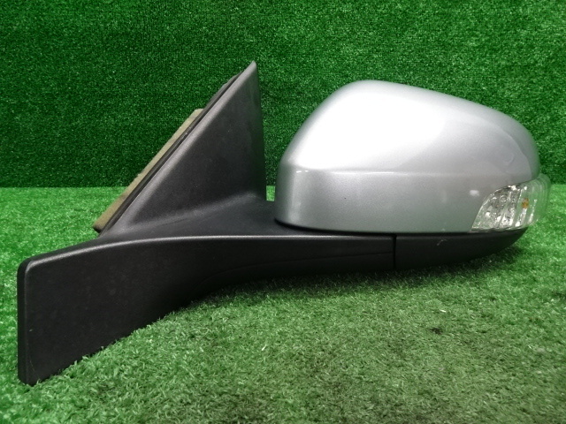 ボルボV70 2.5T LE・BB5254W 2009年式・左ドアミラー・電動格納・30799876・477 エレクトリックシルバーメタリック・即発送☆☆拍卖