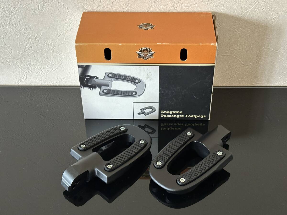 【50501644】 ハーレー純正エンドゲーム・コレクション・フットペグ/ブラックアノダイズド/パッセンジャー ライブワイヤー ソフテイル拍卖