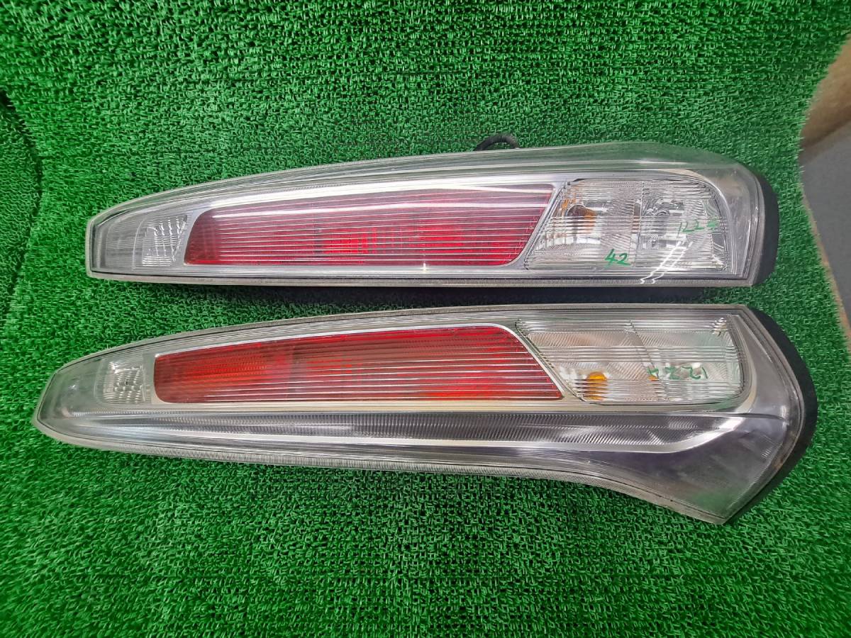 日産 セレナ C26 FC26 NC26 純正 テールランプ 左右セット テールライト 左右 テールレンズ拍卖