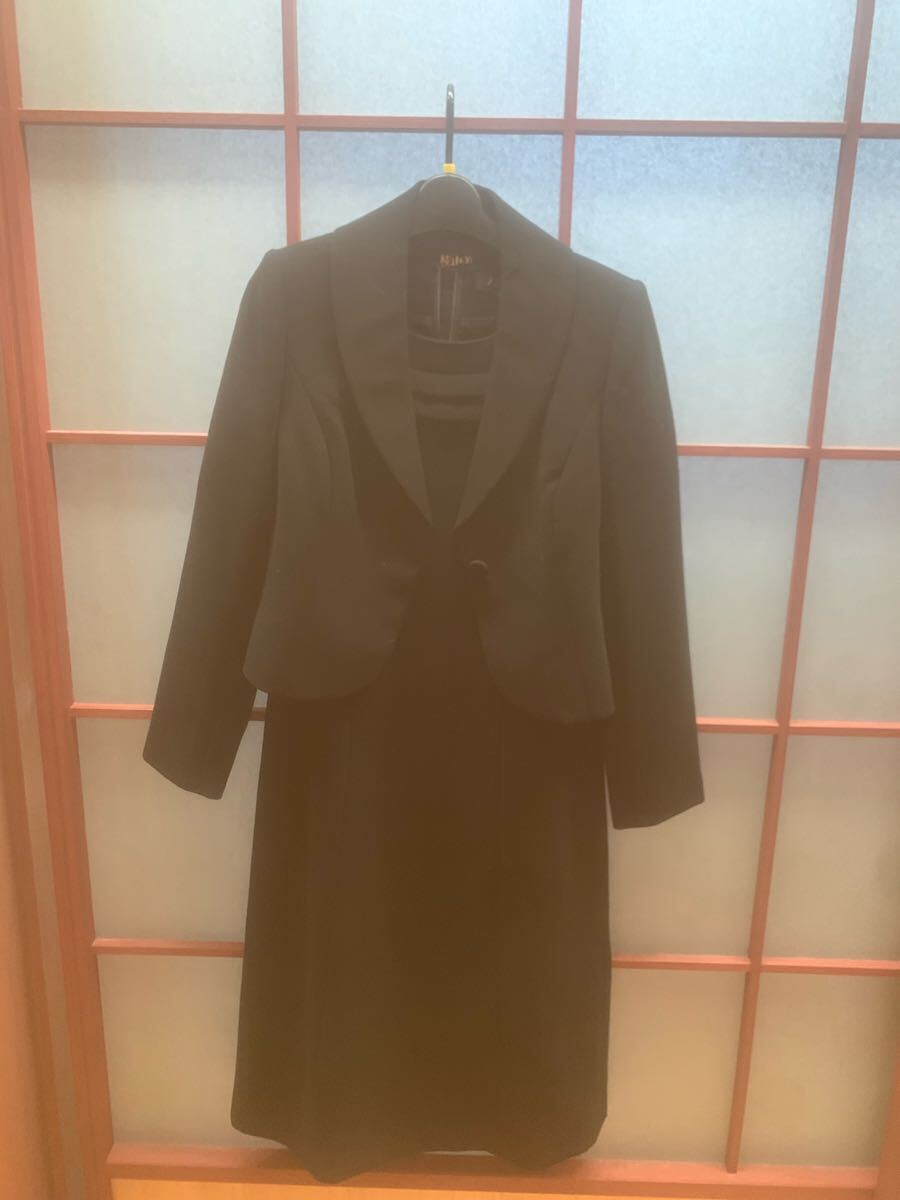 美品 桂由美 ブラックフォーマル ワンピース ジャケット ブレザー 2ピース 9号 黒 冠婚葬祭 スーツ セットアップ拍卖