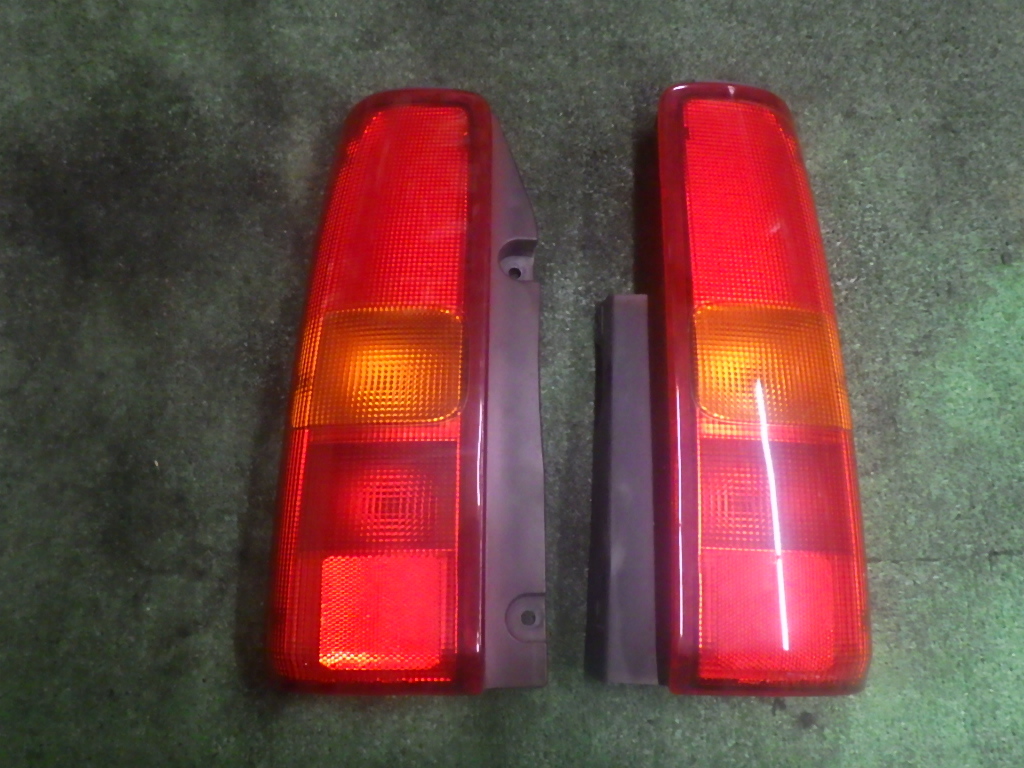 ジムニー JB23W テールライト 左右 セット拍卖