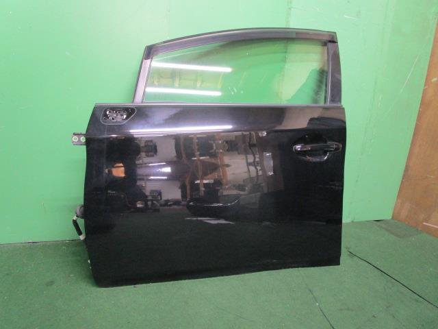 プリウス DAA-ZVW30 左FドアASSY L 67002-47070【岐阜発】拍卖