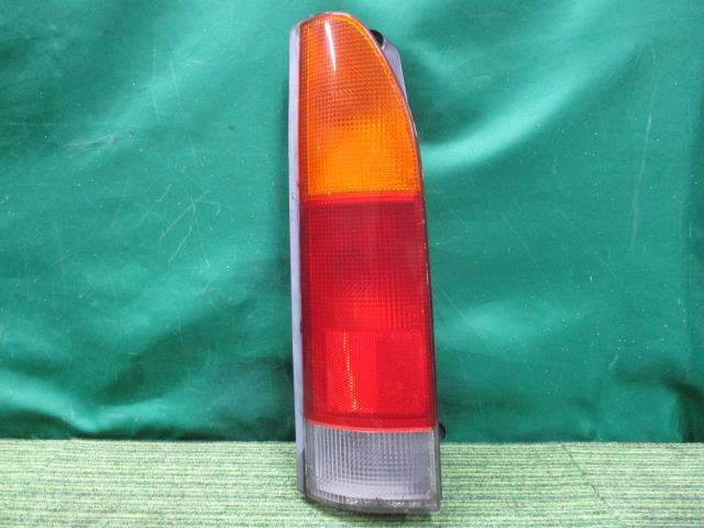 ハイゼット TE-S210V 左テールランプ スペシャル 4WD 81560-97503-000【岐阜発】拍卖