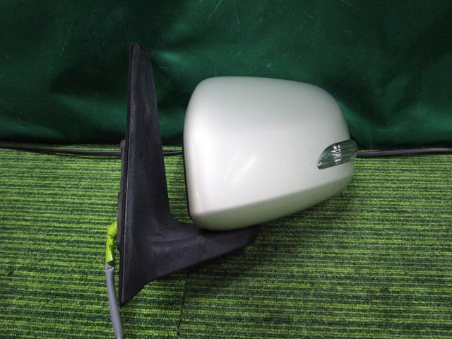 タント DBA-L375S 左サイドミラー Gスペシャル 67004-B2131【岐阜発】拍卖