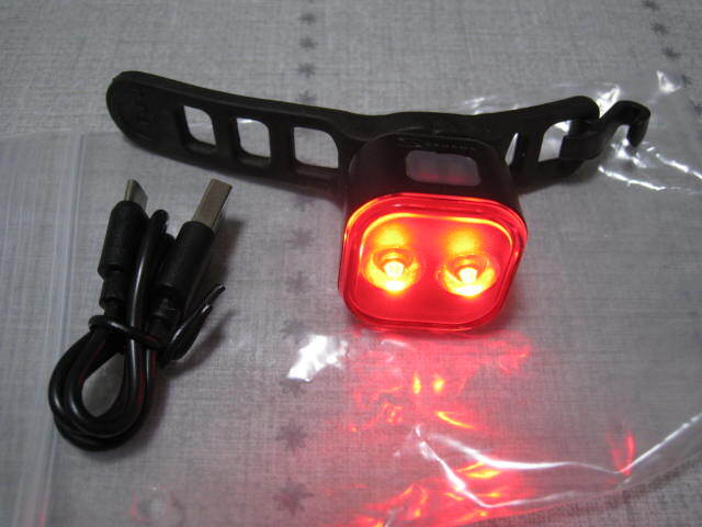 動作確認 SERFAS サーファス ULT-2 USB充電式 リアライト 拍卖