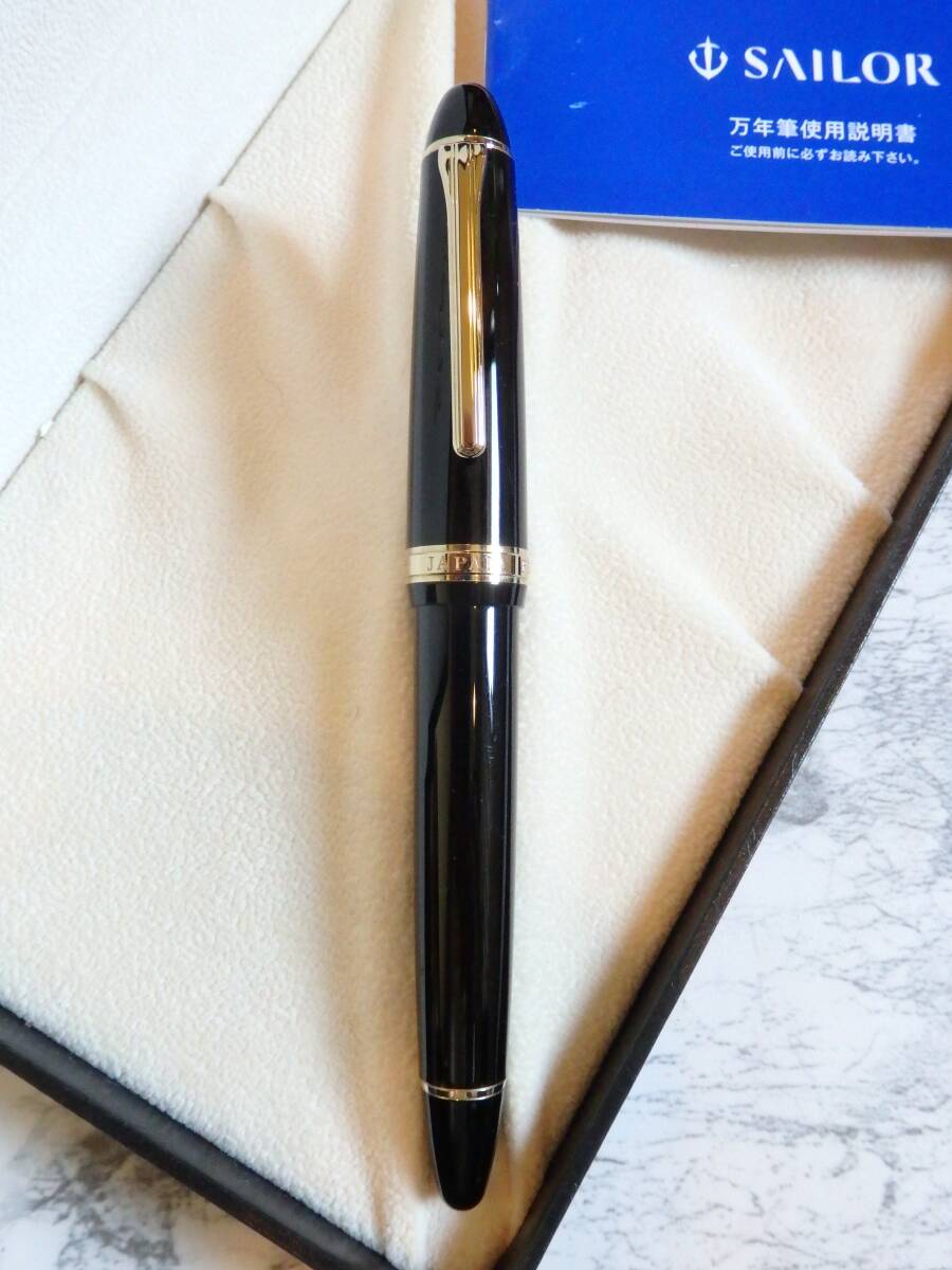 ◆【きれいなお品】【送料230円】セーラー プロフィット旧型 万年筆 ペン先:21K750ソリッドゴールド H-MF拍卖