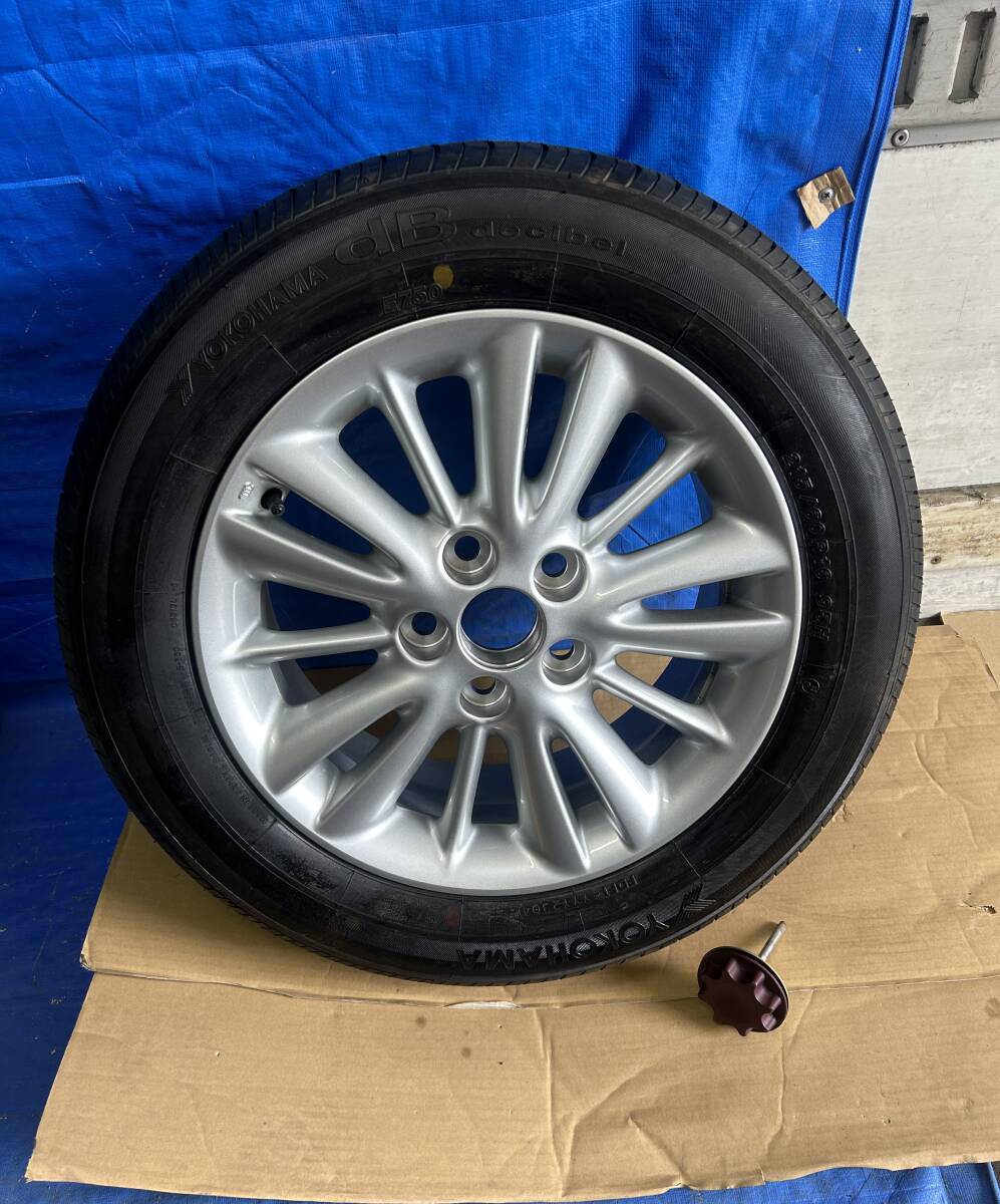 クラウン GRS183 18系 H16年 ロイヤル スペアタイヤ ヨコハマ dB decibel 2004年 アルミホイール 16×7J インセット 50拍卖