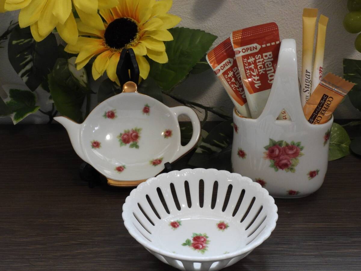 3点 取り合わせ・テーブルセット.イングリッシュローズ絵柄・ピンク色、拍卖