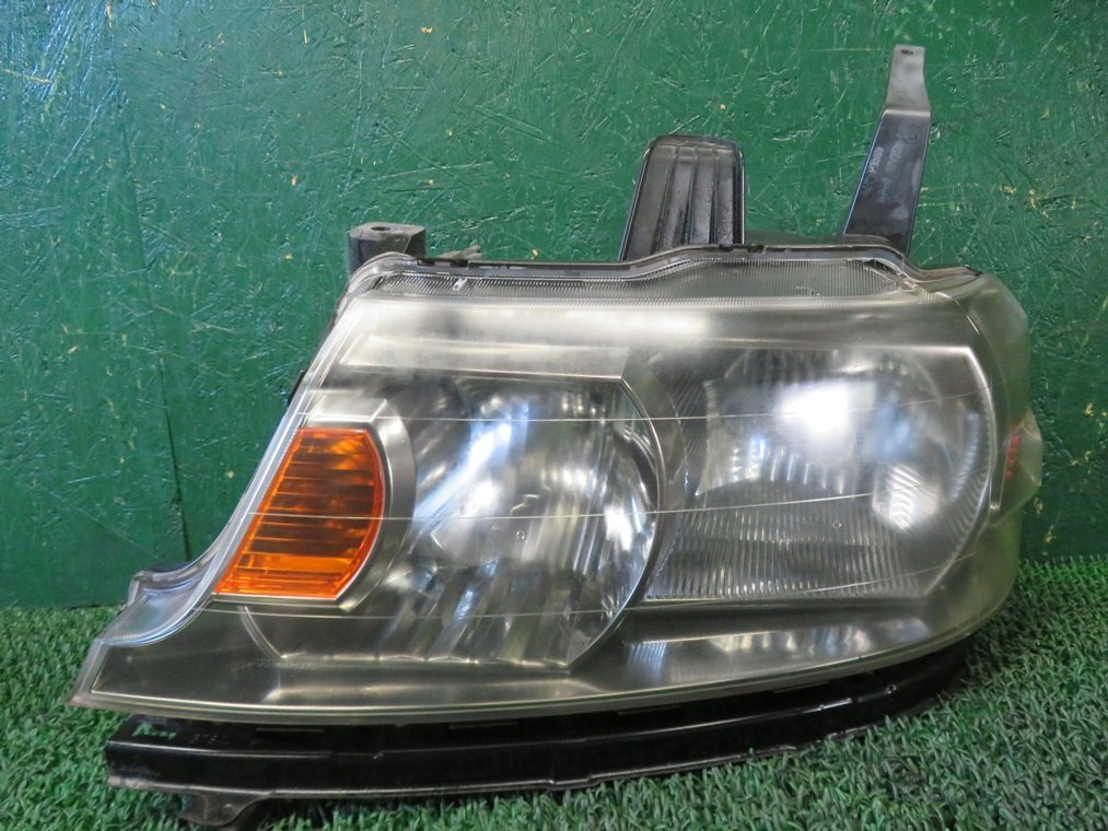 『psi』 ホンダ RF5 ステップワゴンスパーダ 左ヘッドライト スタンレー P4063 H16年式拍卖