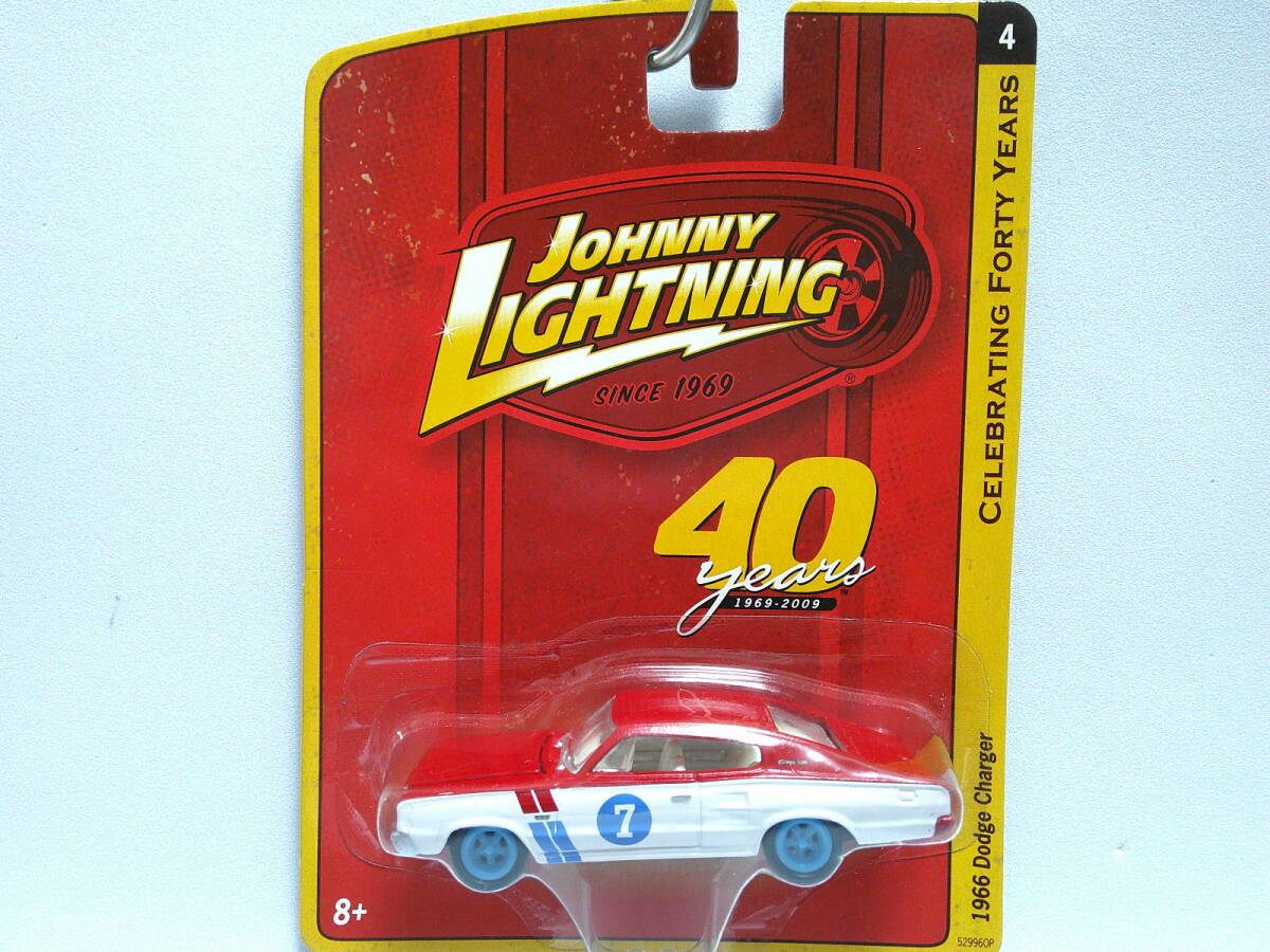 ジョニーライトニング (赤白) '66 ダッジ チャージャー <未開封> Johnny Lightning 拍卖