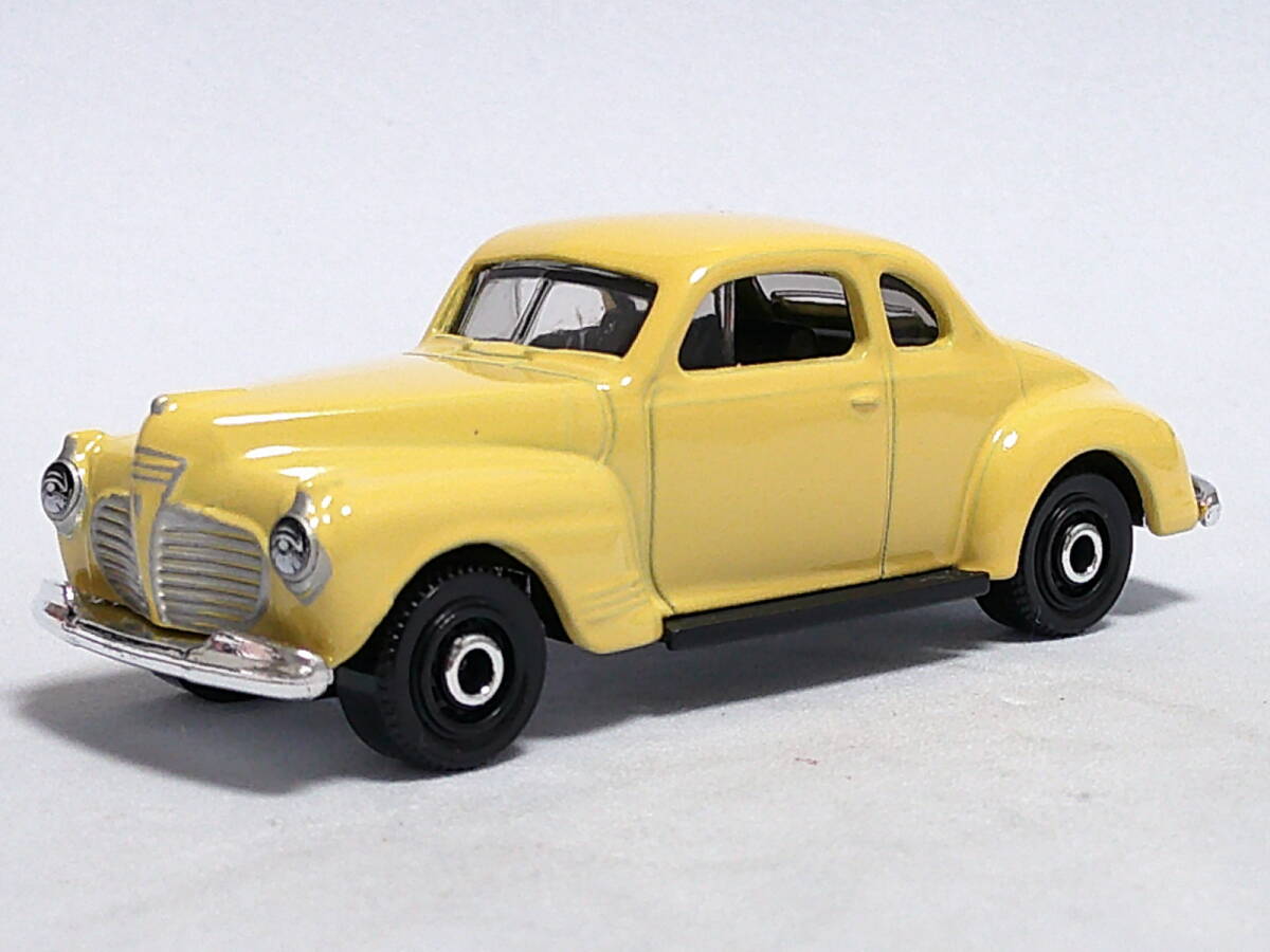 マッチボックス (クリーム) '41 プリマス クーペ <ルース> Matchbox 拍卖