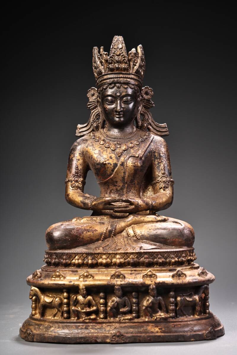 仏像 清 銅泥金 チベット仏教 高浮雕鏨刻【長壽佛】 仏教古美術 供養品 極細工 時代物 古置物 中国古美術 唐物 旧蔵 S76拍卖