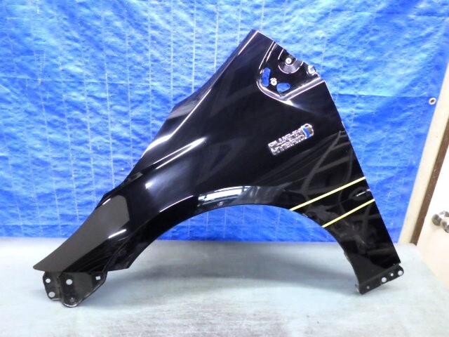 F004 プリウス PHV ZVW52 左フェンダー 純正品拍卖