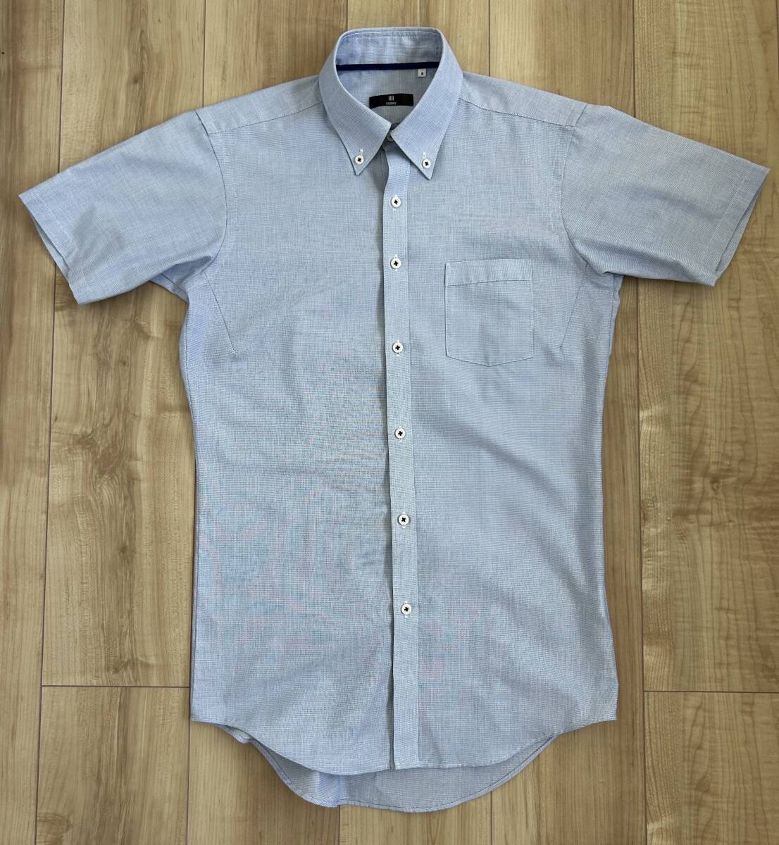 送料込 スーツセレクト 半袖シャツ Sサイズ スキニー SUIT SELECT SKINNY ブルー シャンブレー 水色 ボタンダウン拍卖