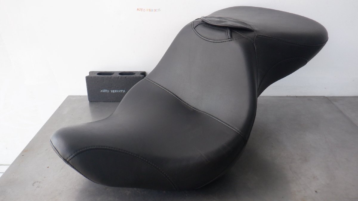 美品!ハーレー☆ソフテイル/’07~☆純正オプション☆カスタムシート☆ドライバーバックレスト取り付け可能シート拍卖