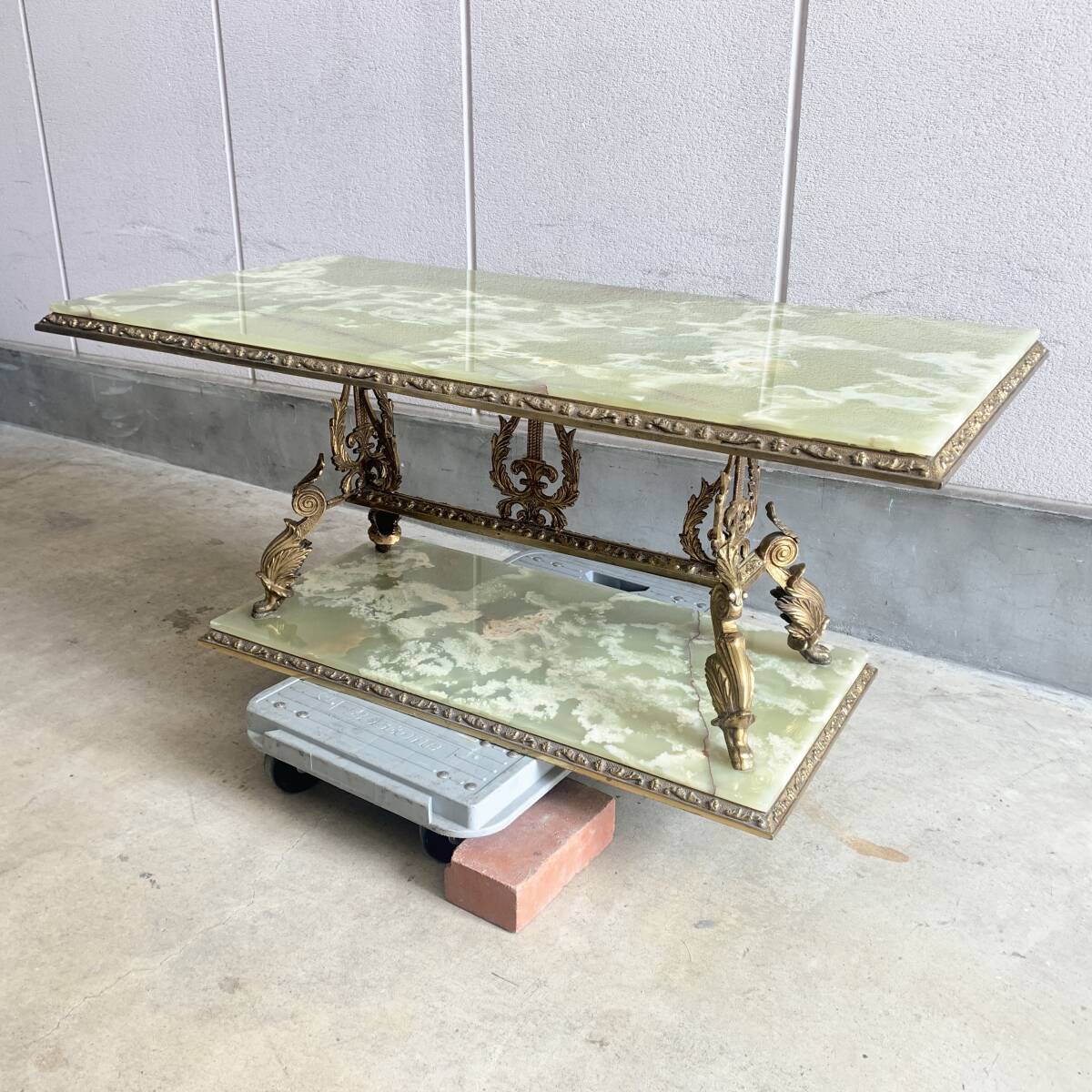7hJH2202◆グリーンオニキス 真鍮製 オールレッグ テーブル 大理石 天板 家具 おしゃれ 応接室 リビング拍卖