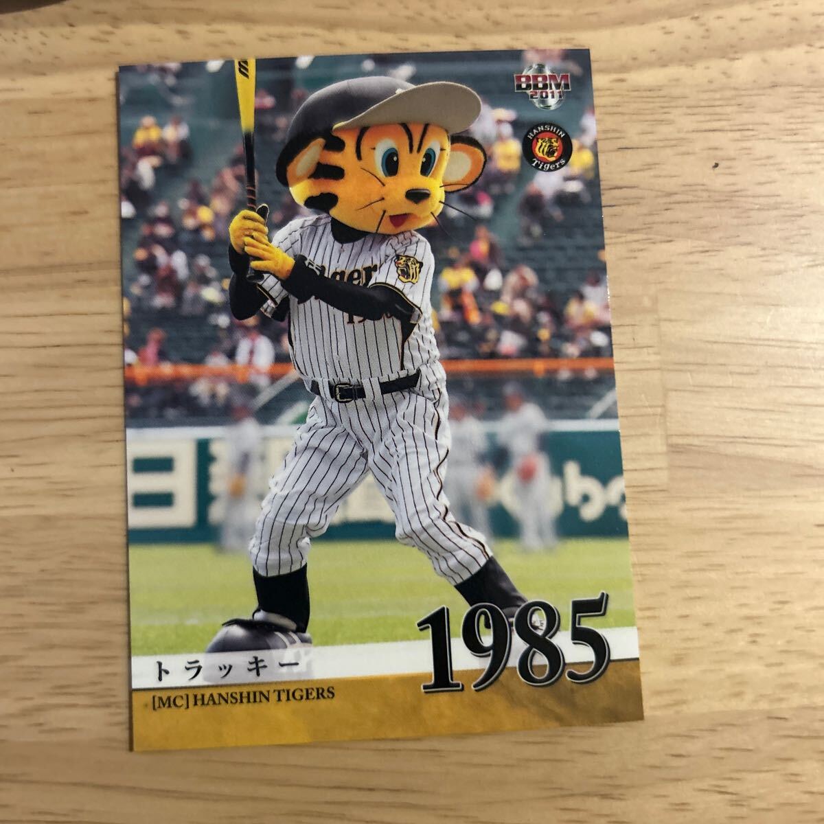 2011BBM t082 1985トラッキー 阪神タイガース拍卖