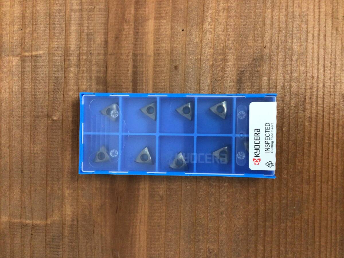 京セラ MEV高性能エンドミル用チップGM型 TOMT060508ER-GM PR1525 1ケース 新品未使用拍卖