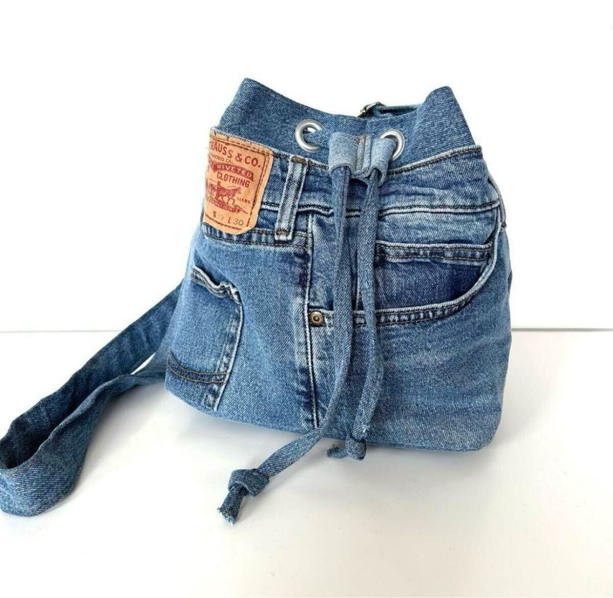 ★送料無料★新品 デニムリメイクバッグ ハンドメイド ショルダーバッグ 巾着型バッグ 斜め掛けバッグ D 拍卖