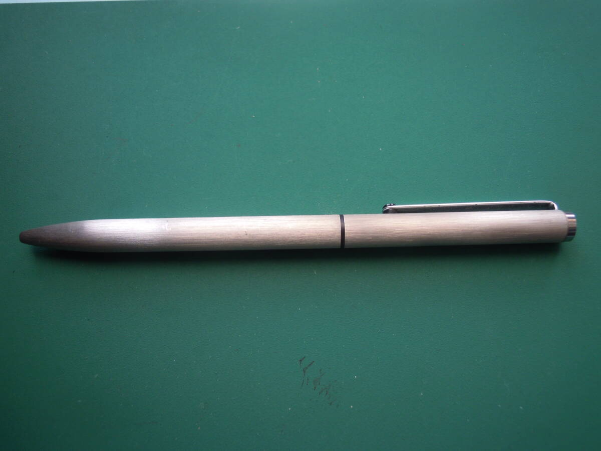 ⑥ MONTBLANC モンブラン 2色ボールペン シルバーカラー★リファイル交換済拍卖