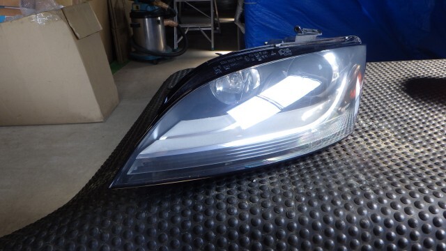 アウディ TT ABA-8JCCZF 左ヘッドライト拍卖