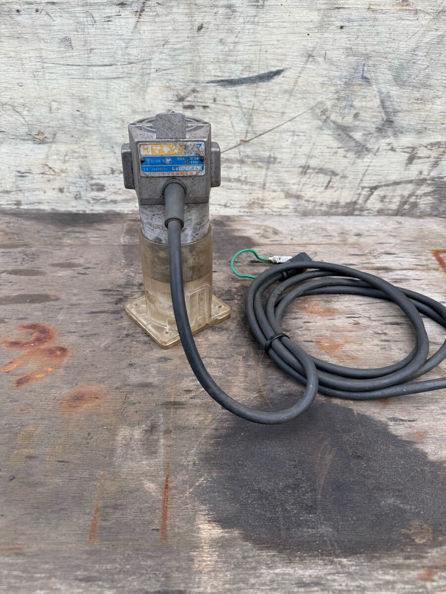通電確認 makita マキタ トリマ 100V 電動工具 コード式 穴あけ ルーター 大工道具 3701 トリマー トリマ 拍卖