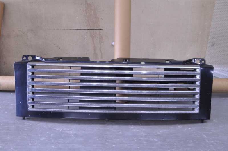 ワゴンR FT-S リミテッド 後期(MH21S) 純正 メッキ フロントグリル マークレス ZJ3 /72111-58J30-GZ7 k090463拍卖