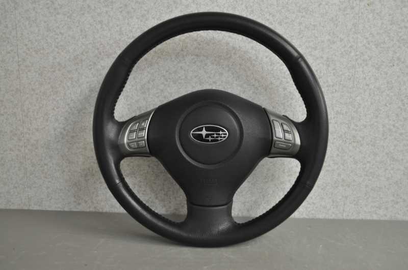 ☆インプレッサ ワゴン 20S A型 前期 (GH7 GE2) ステアリングホイール 動作保証 破損無 ハンドル スイッチ ホーンパッド付 レザー s014765拍卖