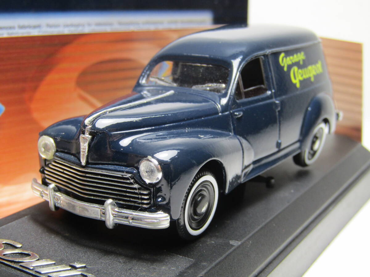 PEUGEOT 203 COMMERCIALE 1/43 プジョー 203 203ファミリアーレ パネルバン コマーシャル ホワイトリボン SOLIDO NAVY BLUE 1948~60拍卖