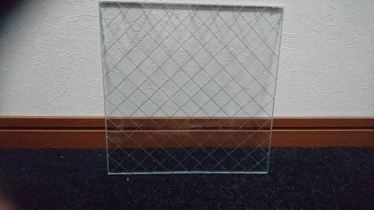 ◇AGC 防火設備用硝子 新品 透明網入り板ガラス300x300ミリ1枚1900円 新規の扉 窓 ドア FIX 割れ替えに◇受注生産落札後製作します。拍卖