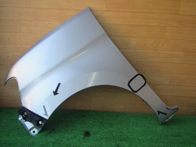【個人宅配送不可】ダイハツ タント L375S H22年式 ■左フェンダー【シルバー】中古★211325拍卖