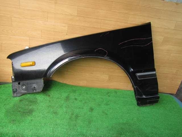 【個人宅配送不可】日産 セドリック Y31 H20年式 ■左フェンダー【ブラック】中古★211677拍卖