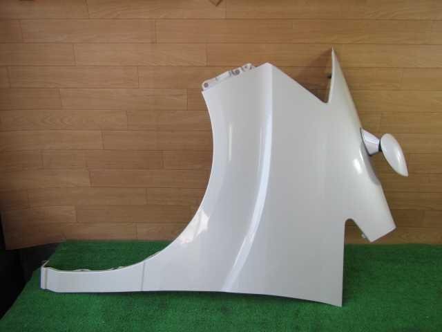 【個人宅配送不可】トヨタ アルファードV ANH10W H17年式 ■左フェンダーパネル【ホワイト】中古 ★212222拍卖