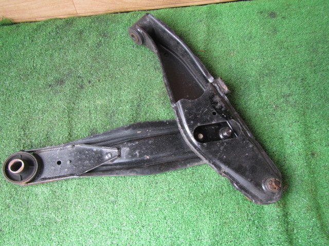 スバル サンバーディアス TW1 H15年式 ■左フロントロアーアーム 中古 ★212956拍卖