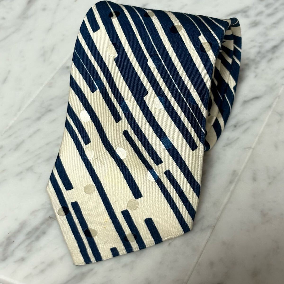 999円~ Dominique France ネクタイ ストライプ ホワイト ネイビー (B12)拍卖
