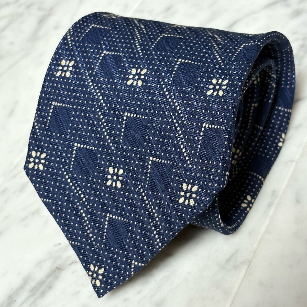 999円~ ARMANI ネクタイ ネイビー ドット ストライプ 総柄 (B8)拍卖