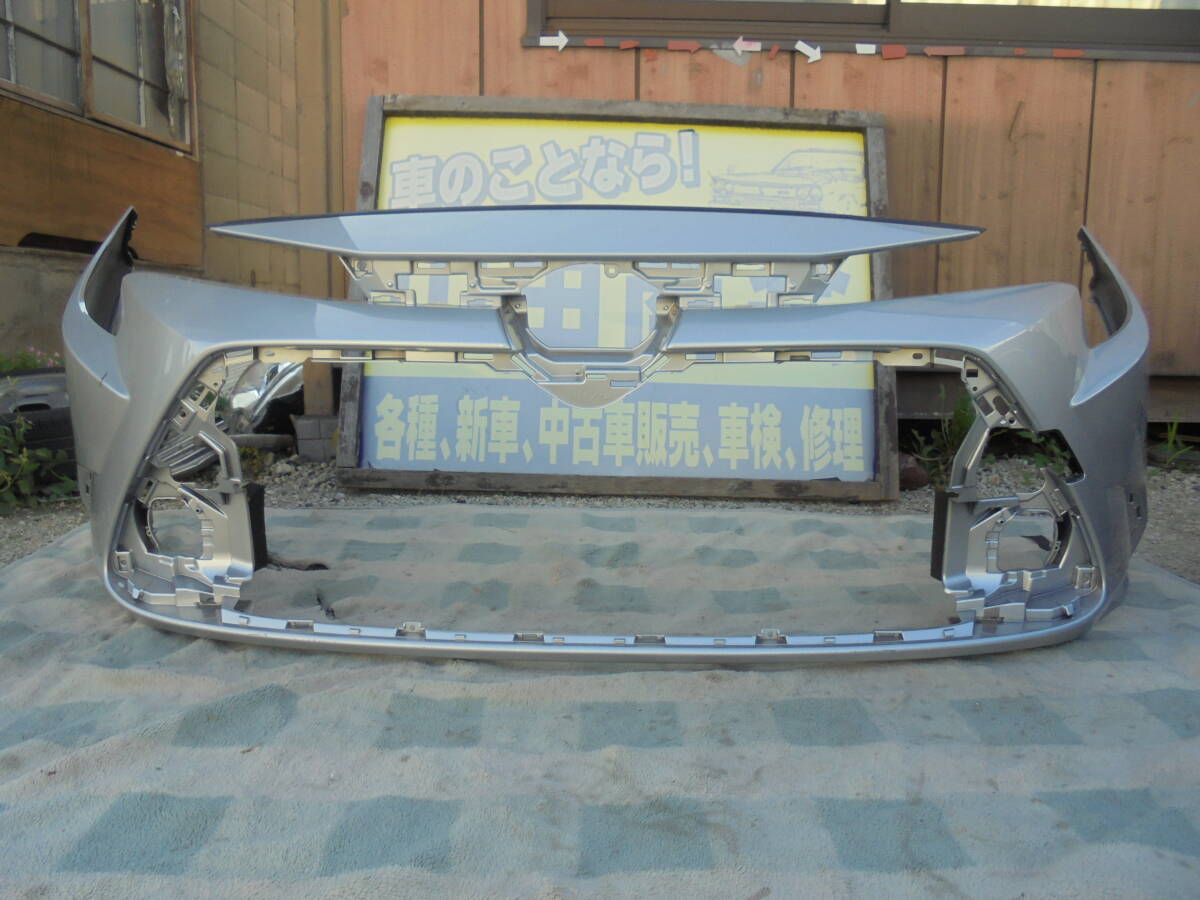 カローラツーリング NRE210.ZRE212.ZWE211.ZWE214 純正 フロントバンパー 52119-12G70 ☆送料格安 ☆要確認  7437拍卖