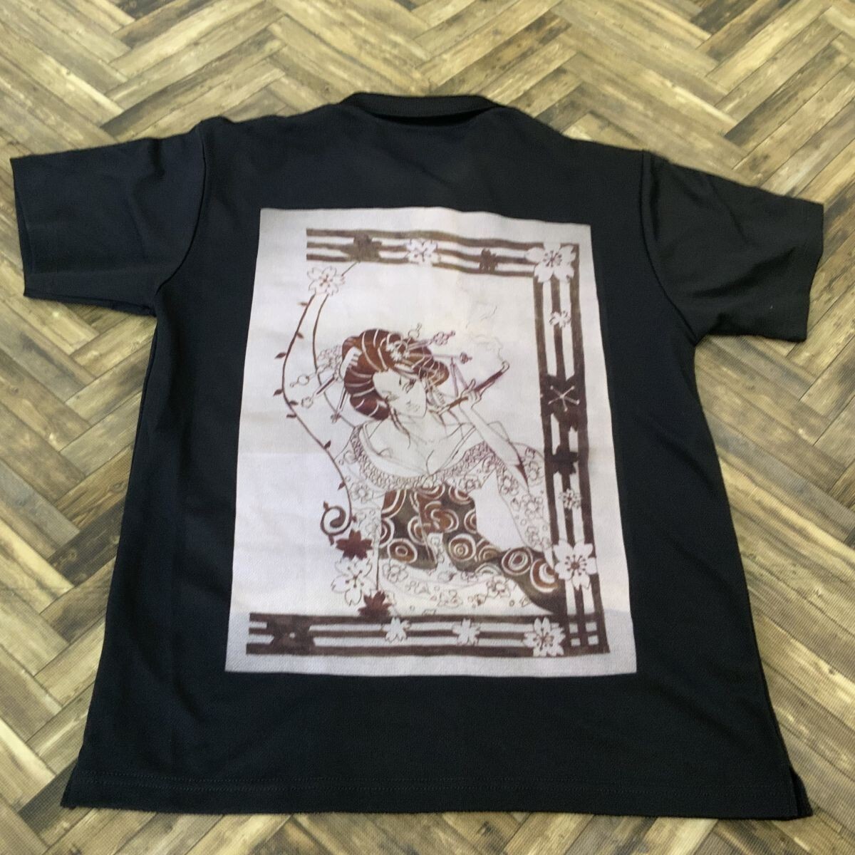 QS1056 半袖ポロシャツ お土産 花魁 和柄 ブラック メンズL拍卖