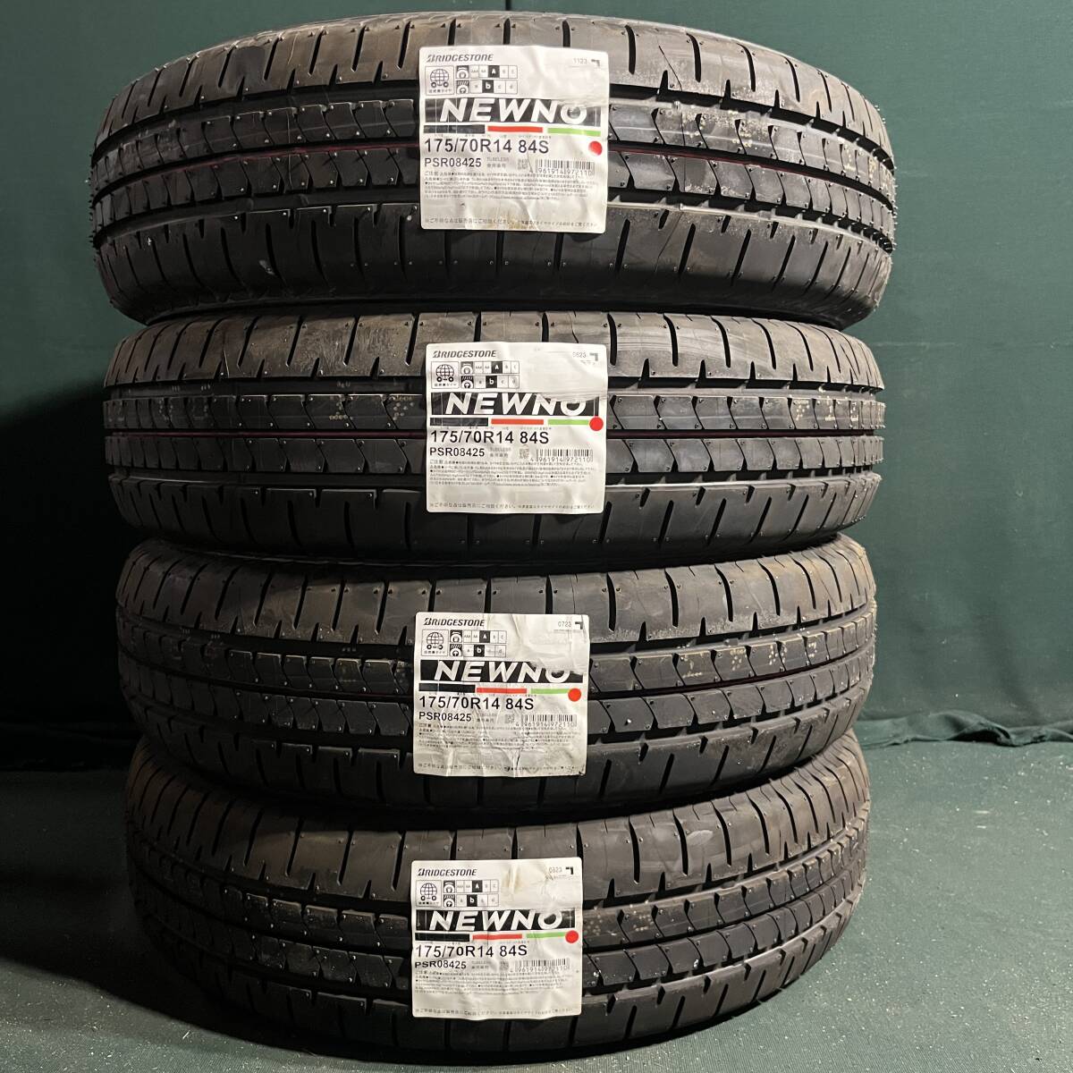 新品★ 175/70R14 ブリヂストン NEWNO 4本セット 夏タイヤ アクア シエンタ ヴィッツ フィット ウイングロード ヤリス アクシオ拍卖