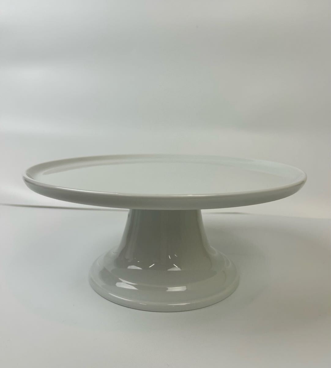 PILLIVUYT ピリヴィッツ ケーキスタンド デザートプレート コンポート 脚付きプレート 食器 磁器 ホワイト インテリア ディスプレイ ②拍卖