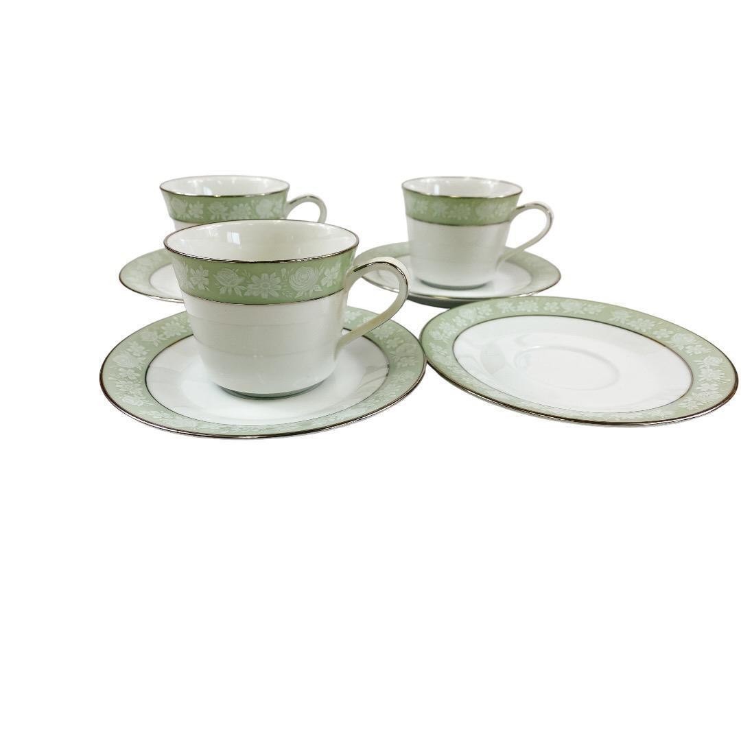 ノリタケ ファインチャイナ ヴィエンヌ柄 カップ3、ソーサー4 cc65拍卖