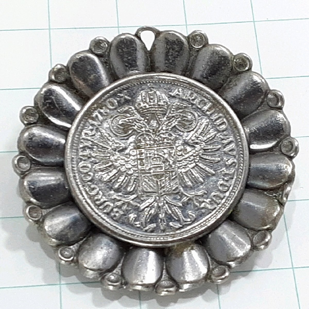 送料無料)ビンテージ☆コインブローチ☆アンティーク ブローチ A30054拍卖