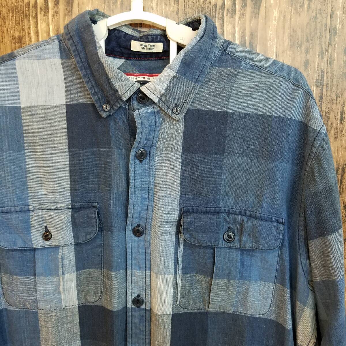 中古 アメリカ古着 Tommy Hilfiger トミー ヒルフィガー 長袖シャツ メンズ Lサイズ相当 濃紺色 ネイビーブルー ビンテージ カジュアル拍卖