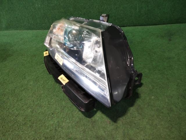 CR-Z DAA-ZF1 右 ヘッド ライト ランプ NH624P拍卖