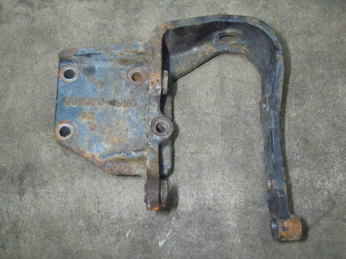 イスズ 初代 ジェミニ 60 PF60 ZZR ZZ-R G180 DOHC 青ヘッド 純正 クーラー AC エアコン コンプレッサー 取付け ブラケット 金具 ステー拍卖